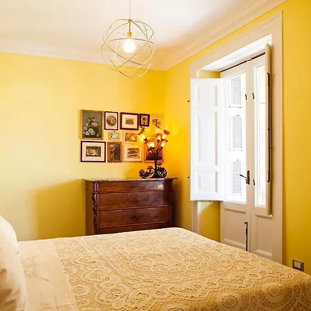 Beautiful In The Heart Of !!! Apartment *