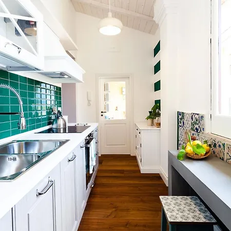 Apartment Beautiful In The Heart Of !!! *